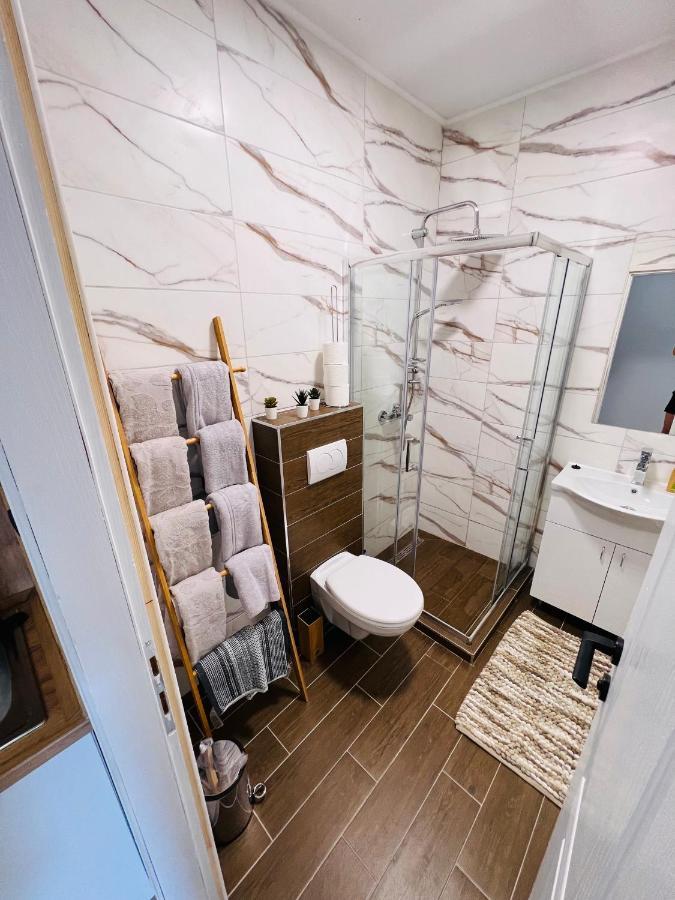 Apartman Novi Sad 彼得罗瓦拉丁 外观 照片